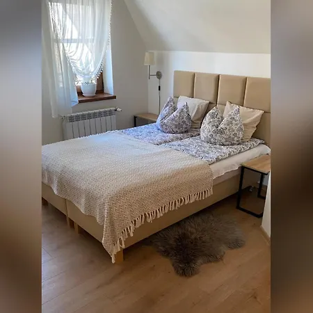 Apartament Nad Potokiem Aneta Burliga *